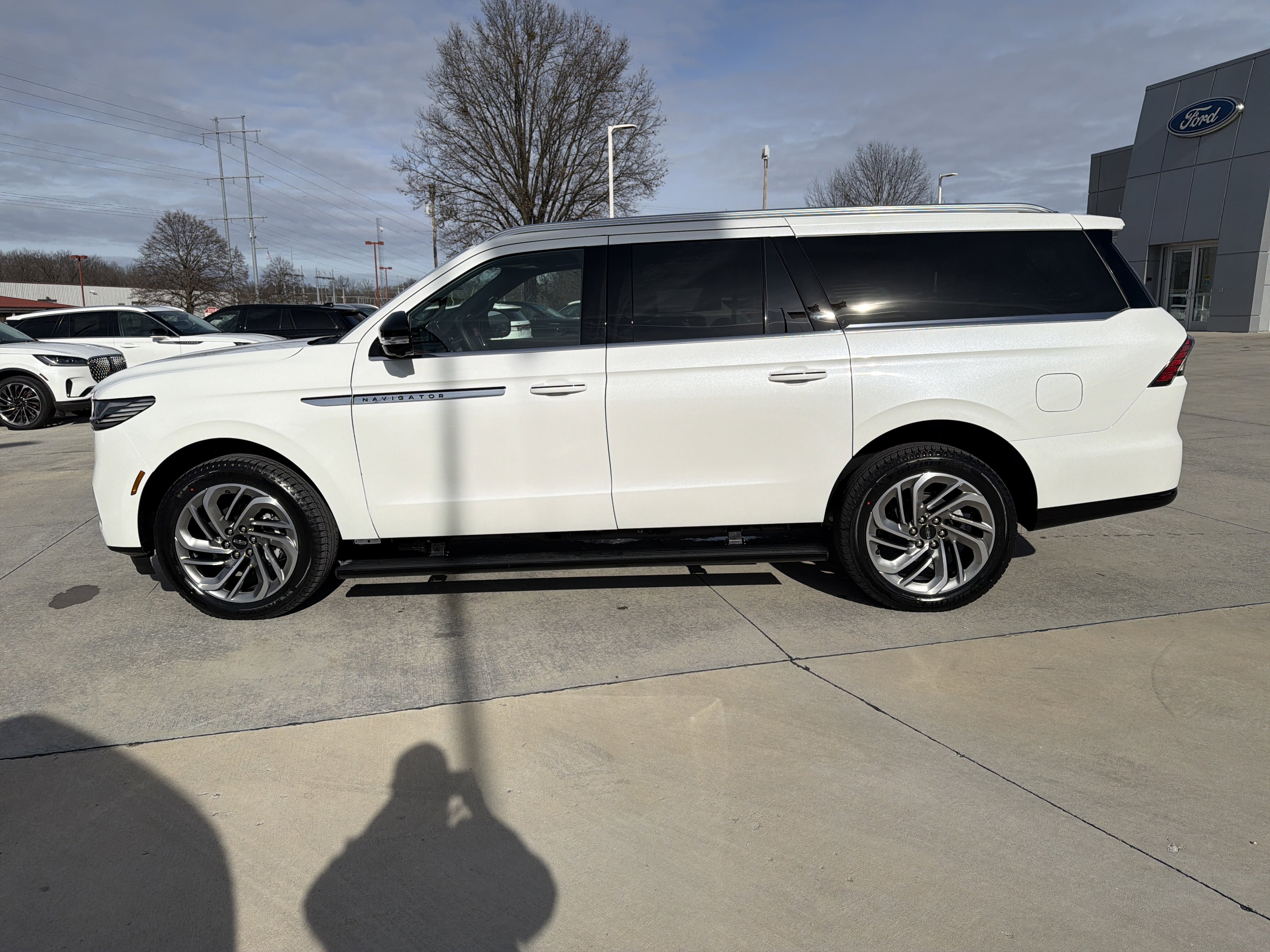 New 2026 Lincoln Navigator L Reserve image 4