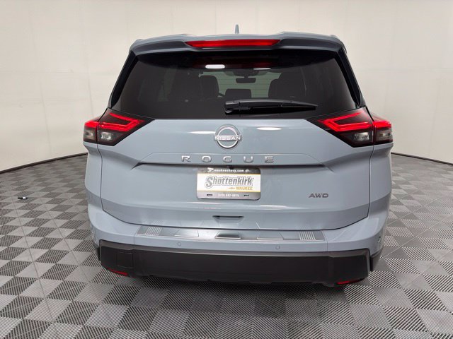 Used 2026 Nissan Rogue SV w/ SV Premium Package AWD/4WD image 9