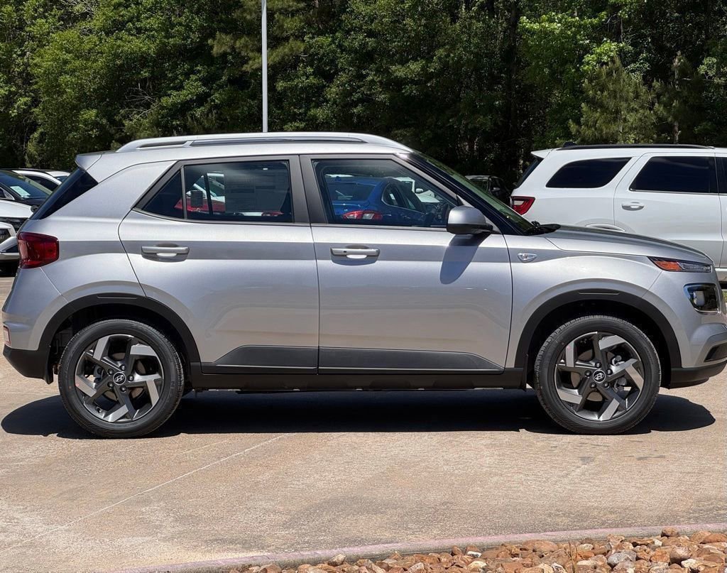 New 2026 Hyundai Venue SEL image 10