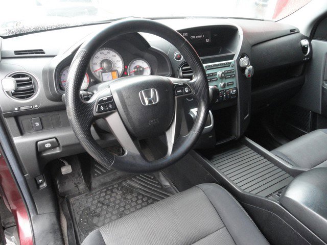 Used 2011 Honda Pilot EX image 10