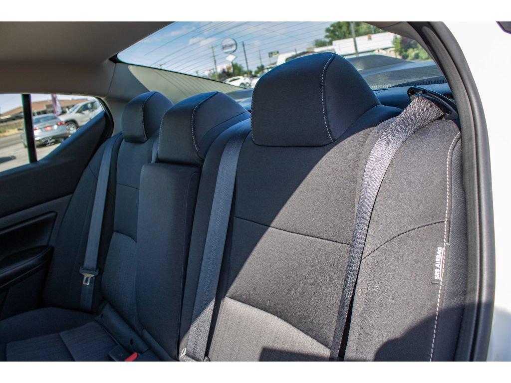 Used 2022 Nissan Altima 2.5 SV AWD/4WD image 19