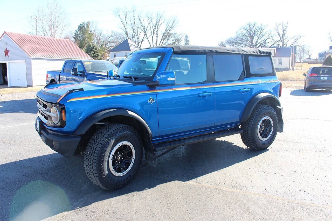 Used 2022 Ford Bronco Outer Banks w/ Sasquatch Package AWD/4WD image 1