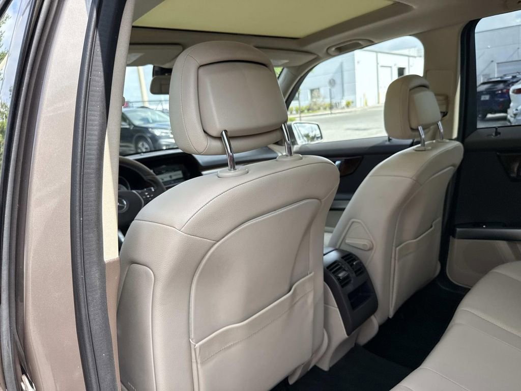 Used 2015 Mercedes-Benz GLK 350 2WD image 14