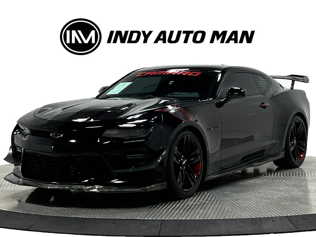 Used 2018 Chevrolet Camaro SS w/ Redline Edition RWD image 8