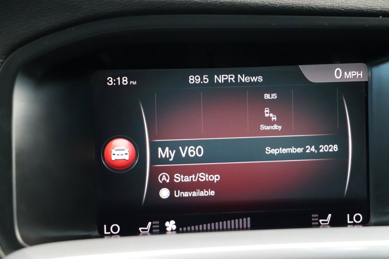 Used 2018 Volvo V60 T5 Cross Country w/ Convenience Package AWD/4WD image 14