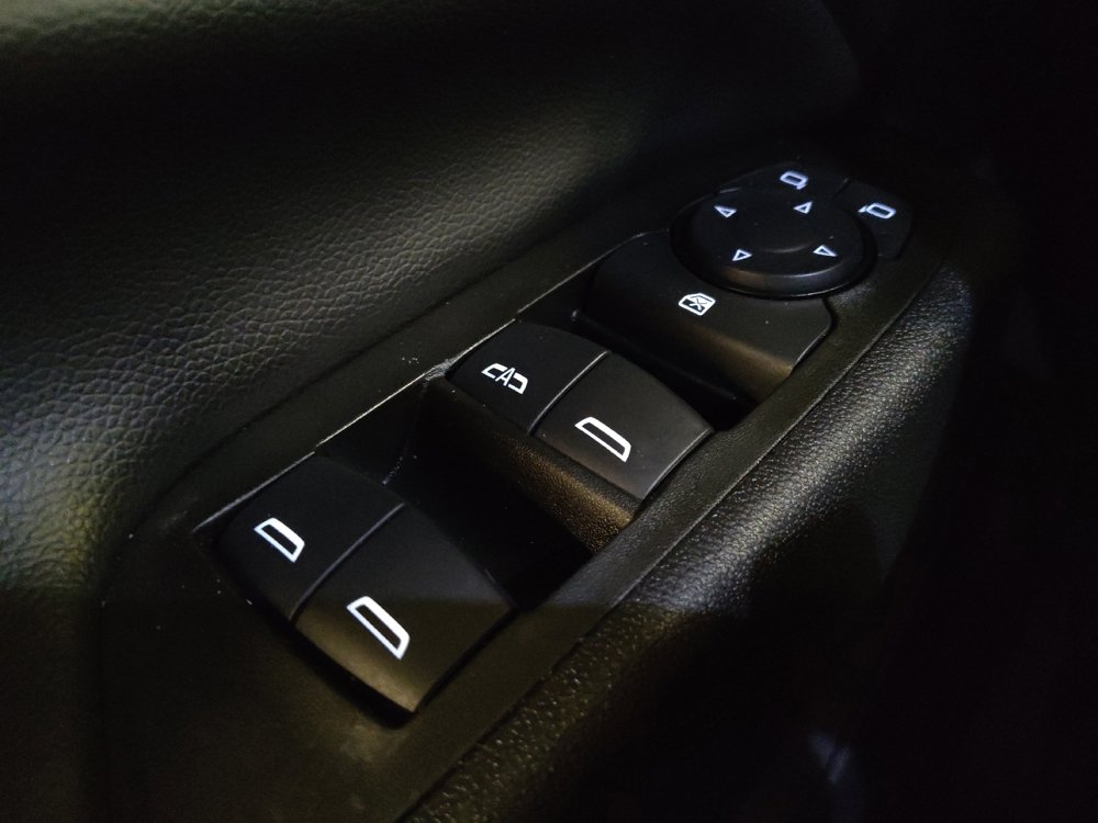 Used 2021 Chevrolet Equinox LT FWD image 27