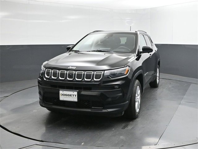 Used 2022 Jeep Compass Latitude w/ Sun and Sound Group image 30