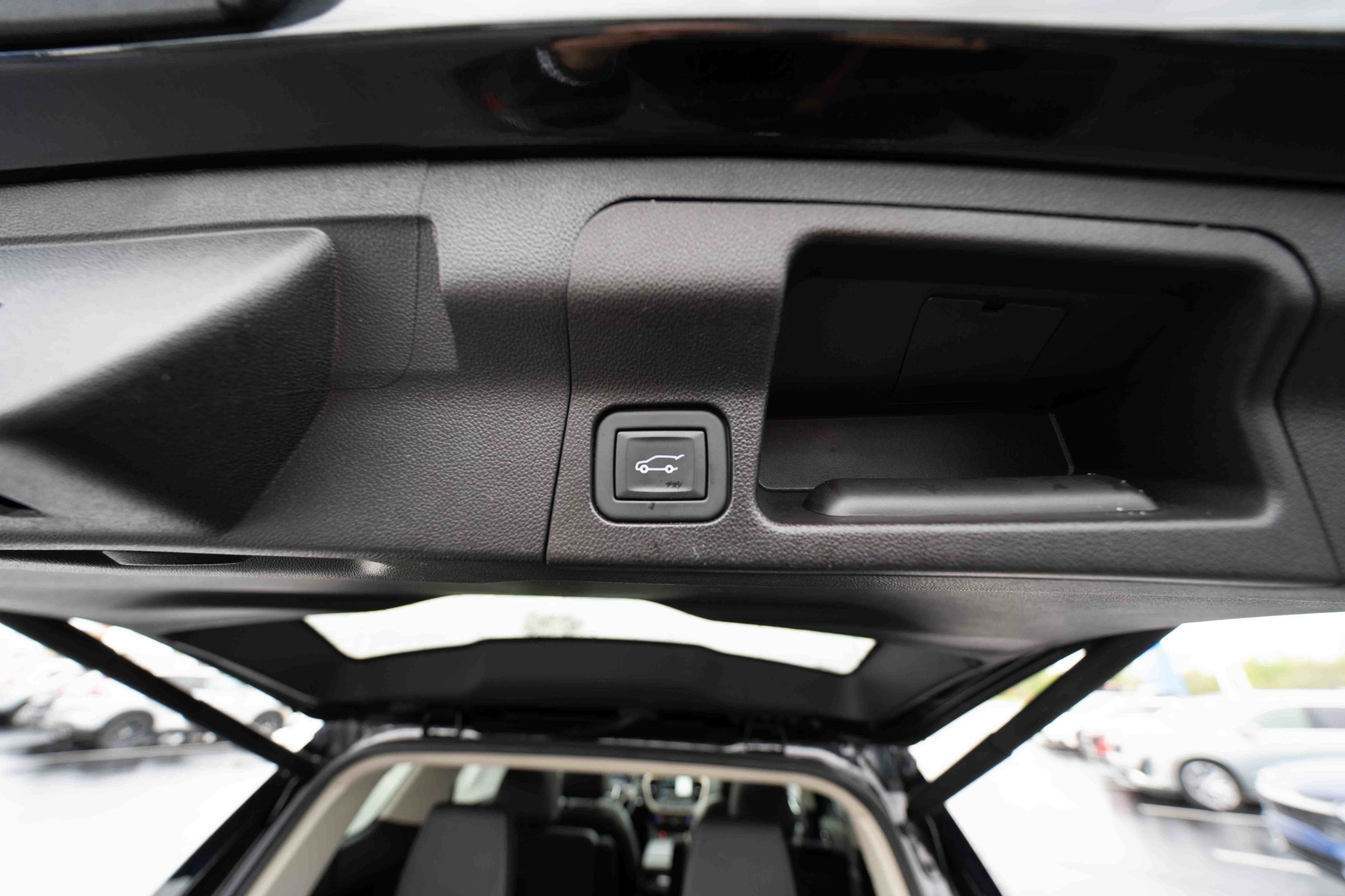 Used 2023 GMC Acadia Denali w/ Denali Ultimate Package AWD/4WD image 29