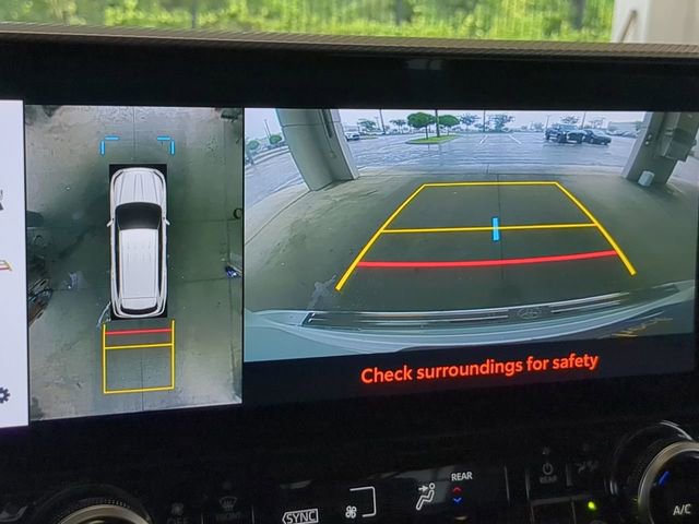 Used 2024 Toyota Highlander Platinum image 21