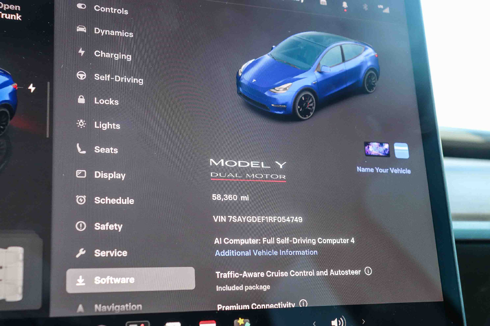 Used 2024 Tesla Model Y Performance AWD/4WD image 19