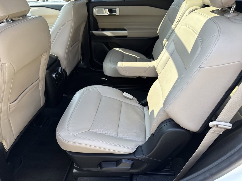 Used 2022 Ford Explorer Limited w/ Limited Technology Package AWD/4WD image 20