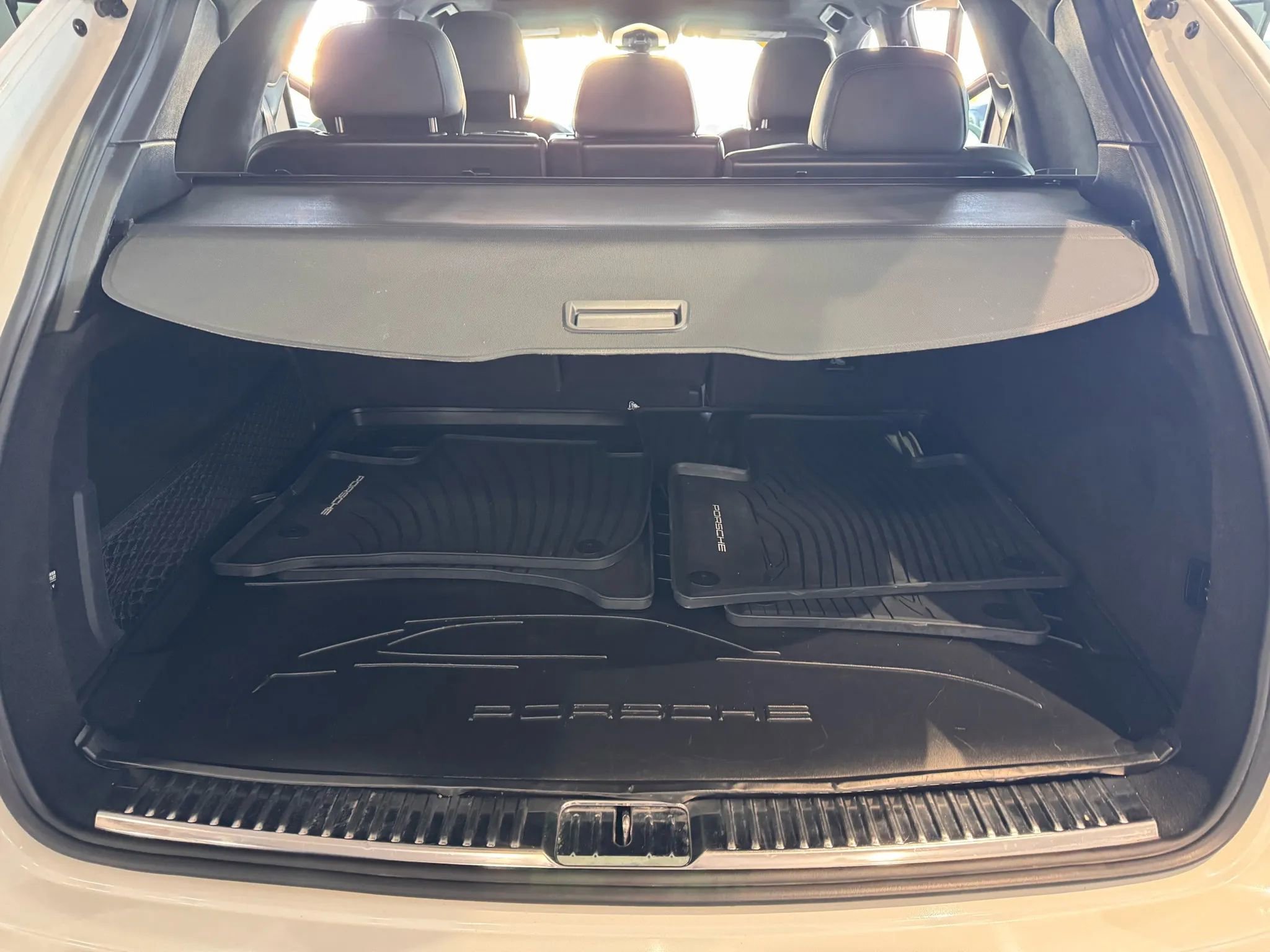 Used 2016 Porsche Cayenne GTS image 22