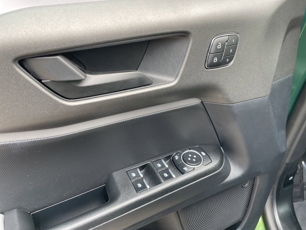 Used 2025 Ford Bronco Sport Badlands image 6