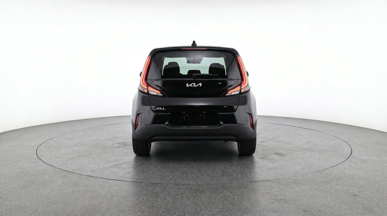 Used 2025 Kia Soul LX w/ LX Technology Package FWD image 7