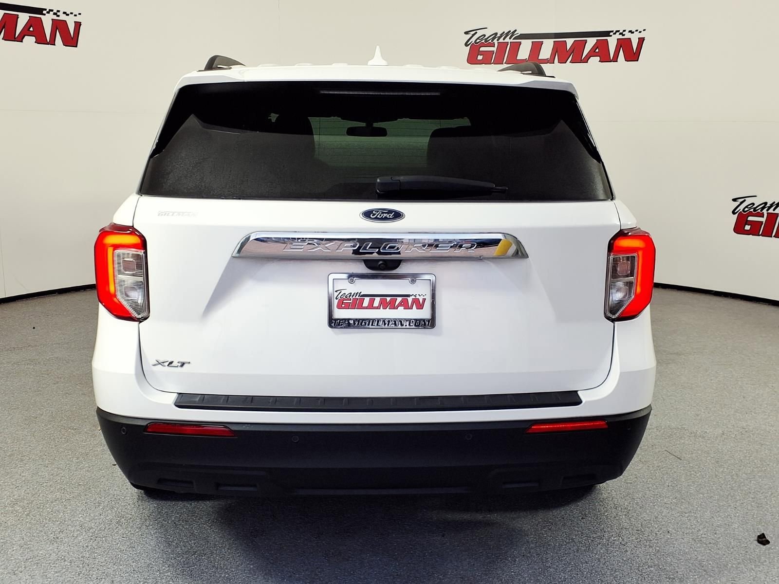 Used 2024 Ford Explorer XLT image 7