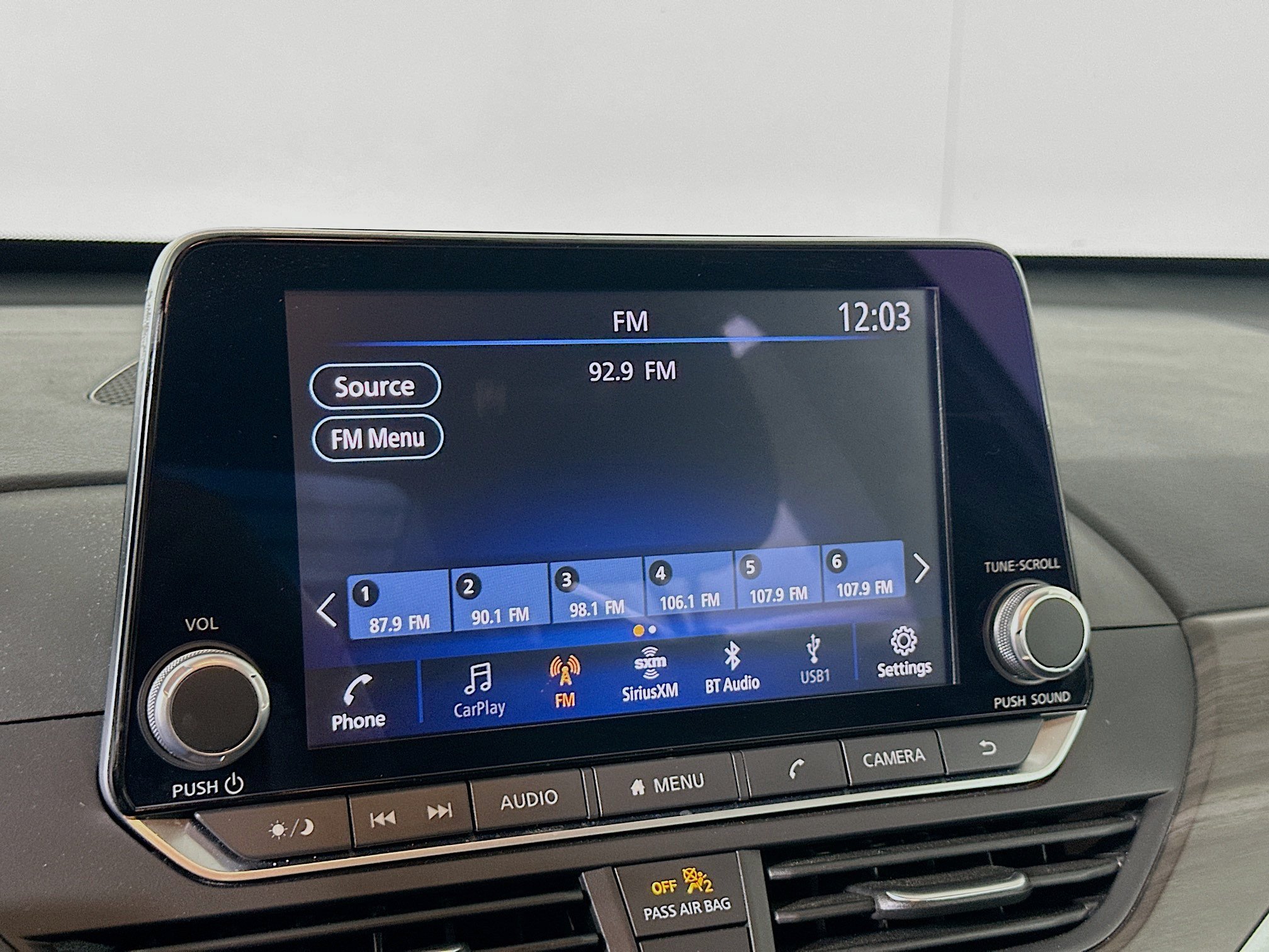 Used 2024 Nissan Altima 2.5 SV AWD/4WD image 21