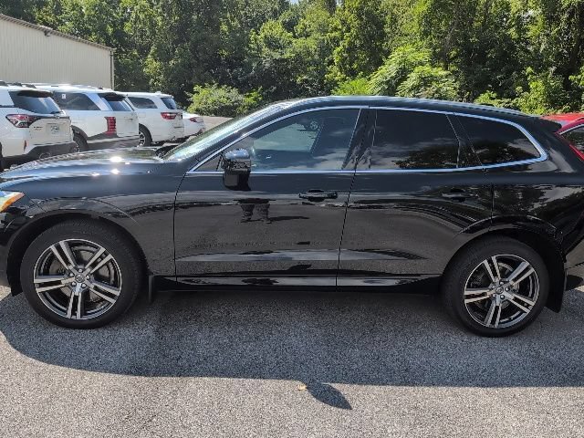 Used 2021 Volvo XC60 T6 Momentum w/ Protection Package Premier AWD/4WD image 4