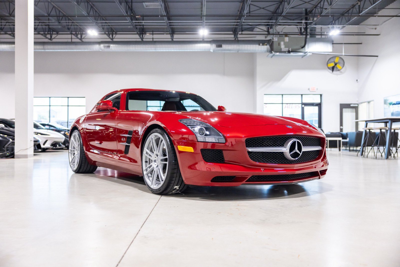 Used 2012 Mercedes-Benz SLS AMG Coupe image 3