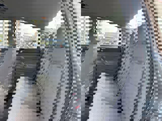 Used 2004 Volkswagen Passat GLS image 6