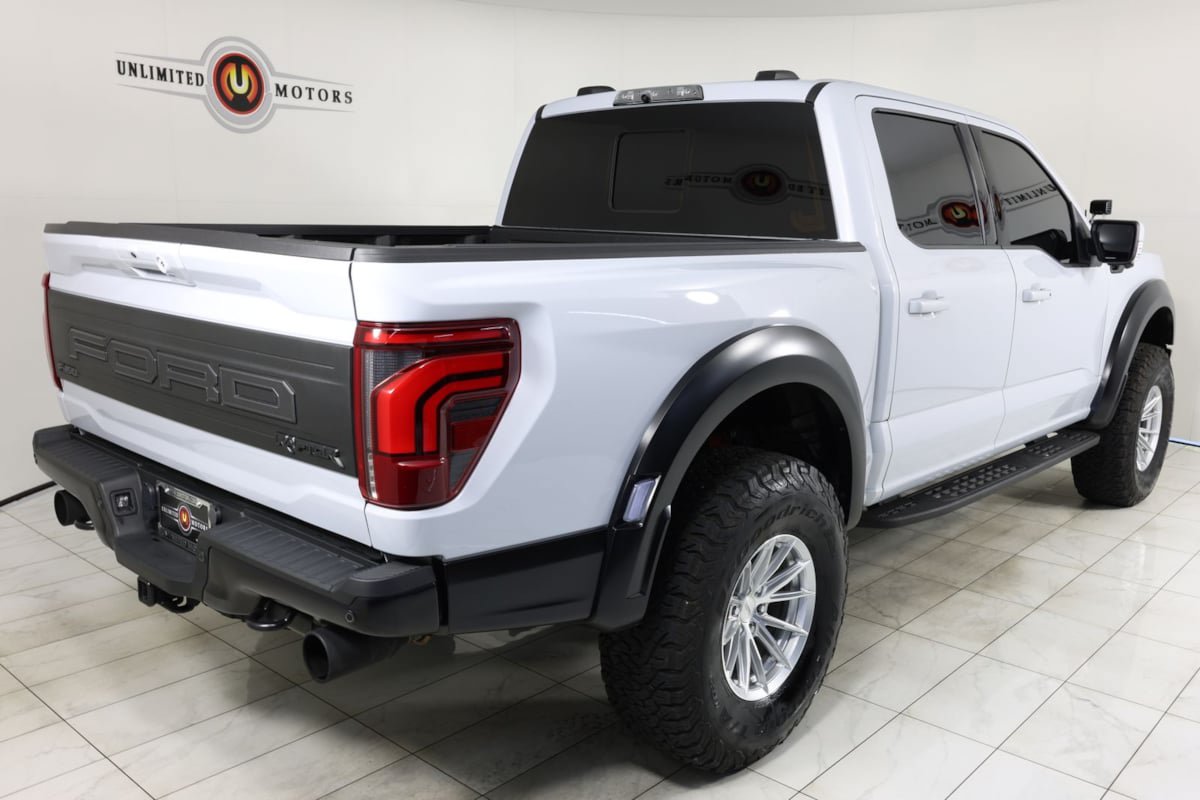 Used 2025 Ford F150 Raptor AWD/4WD image 3