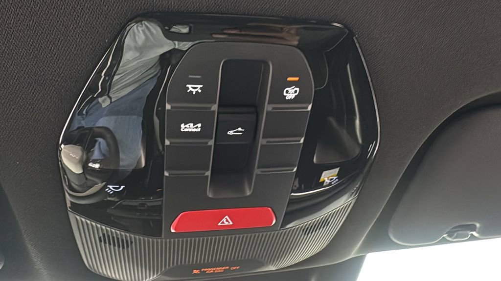 New 2025 Kia K4 GT-Line w/ GT-Line Sunroof Package image 28