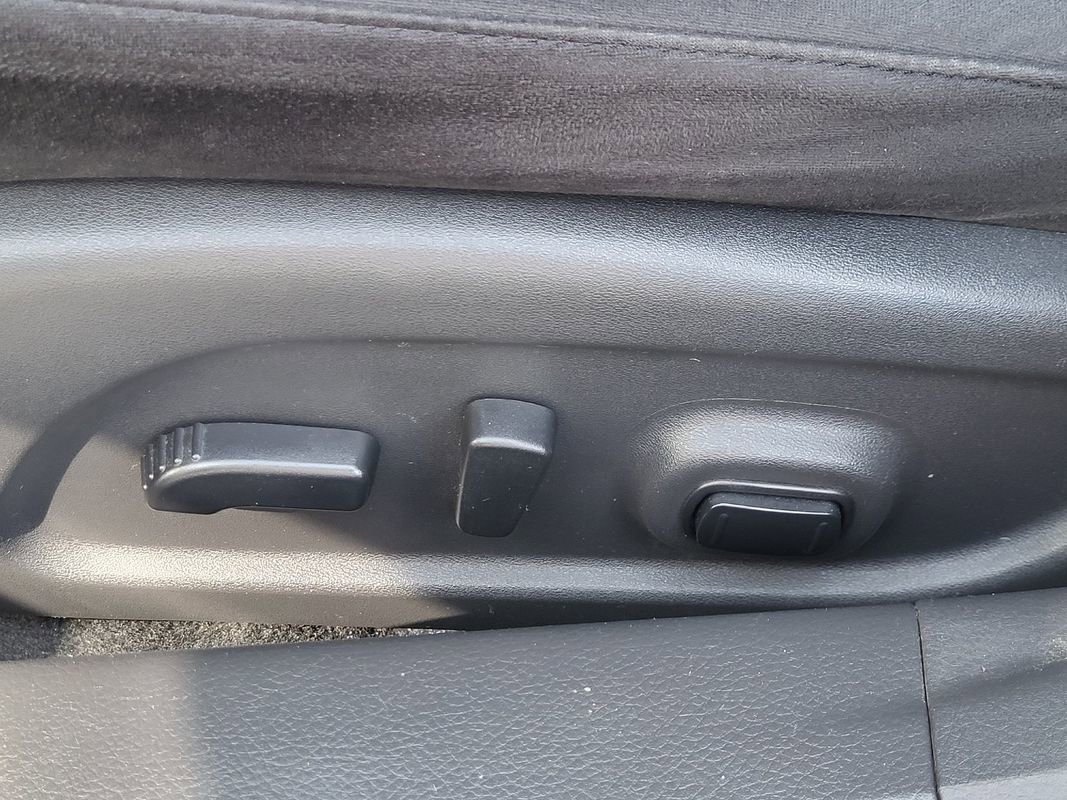 Used 2015 Nissan Altima 2.5 SV image 14