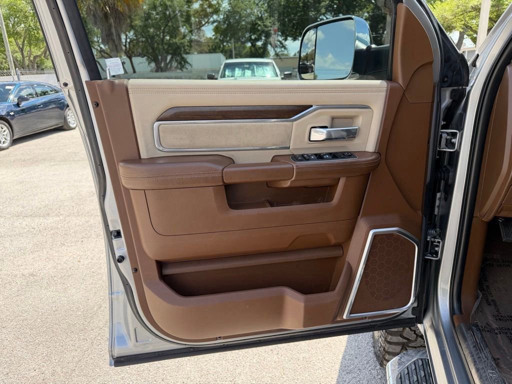 Used 2022 RAM 3500 Laramie image 15