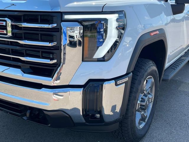 New 2025 GMC Sierra 2500 SLT image 9
