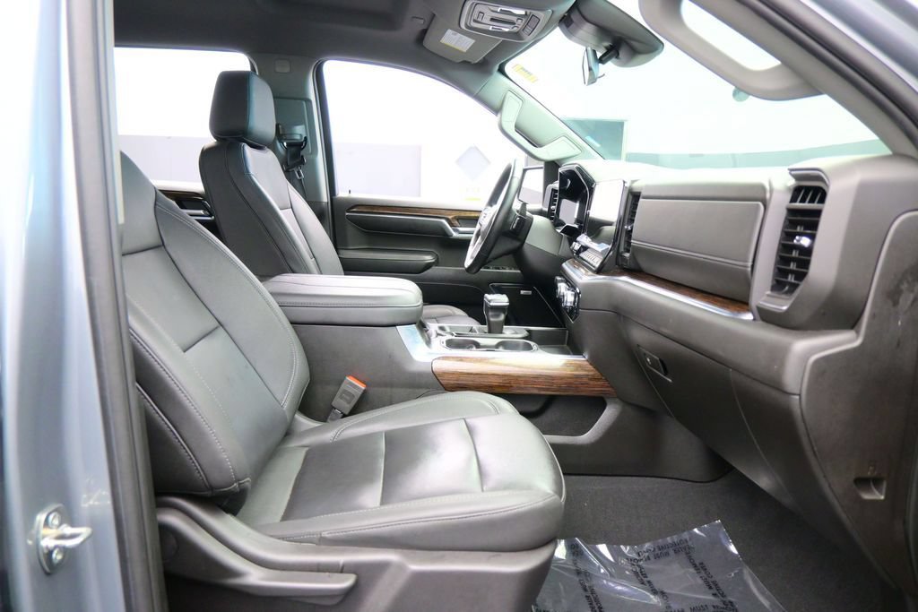 Used 2024 GMC Sierra 1500 Elevation w/ Elevation Premium Package RWD image 54
