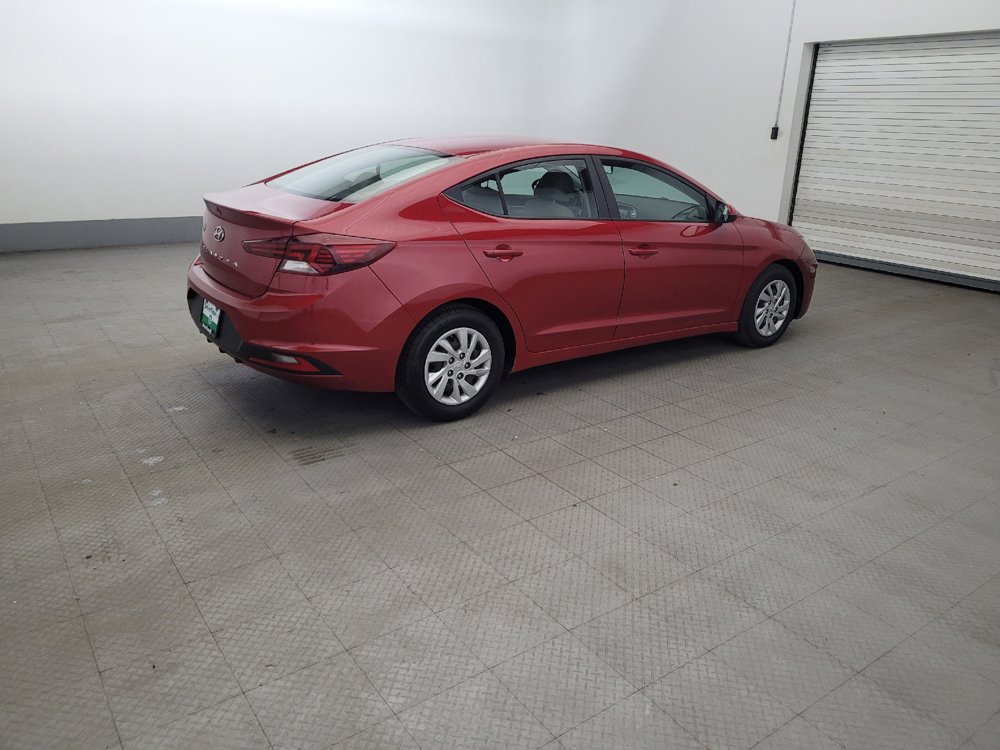 Used 2019 Hyundai Elantra SE FWD image 10