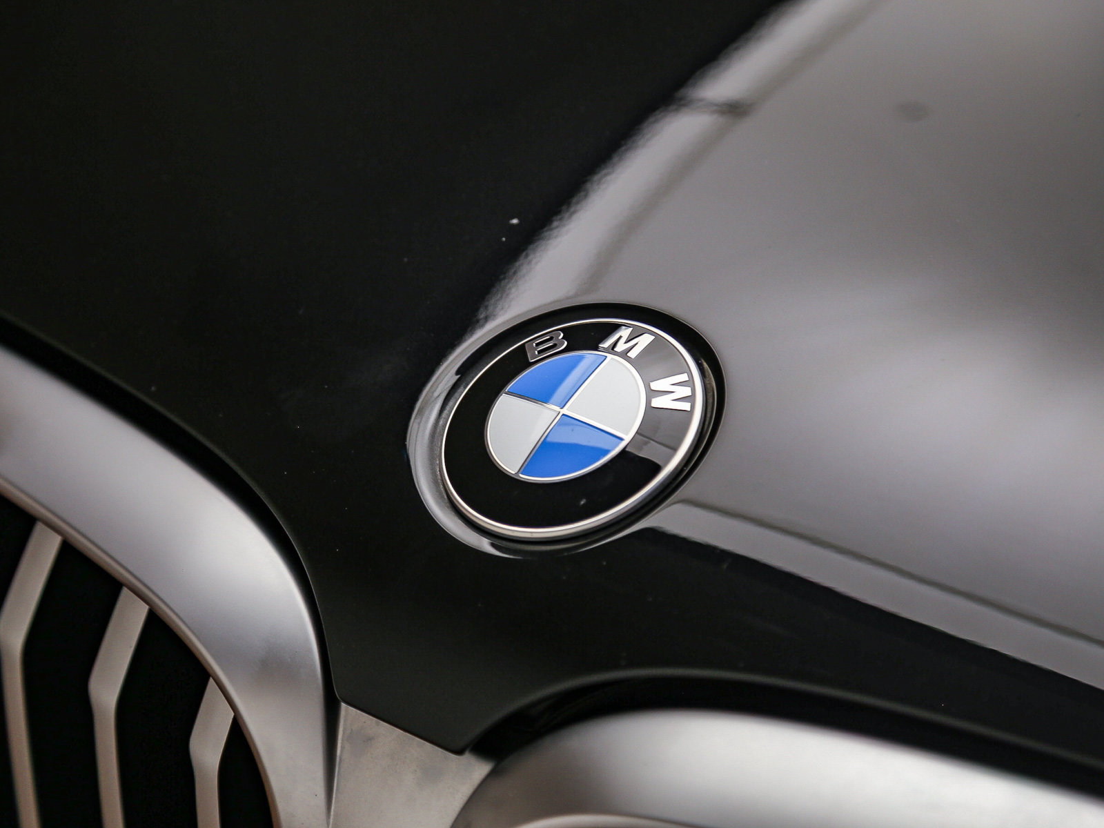 Used 2024 BMW X3 sDrive30i w/ Convenience Package RWD image 9