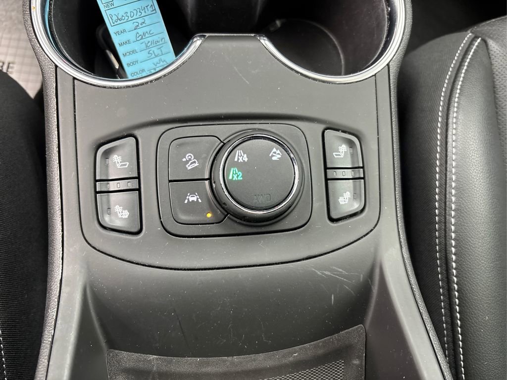 Used 2022 GMC Terrain SLT image 35