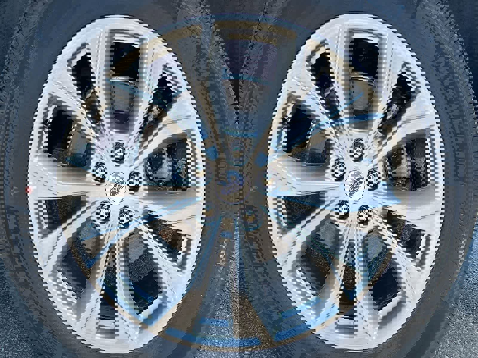 Used 2023 Ford Explorer Limited w/ Limited Technology Package image 14