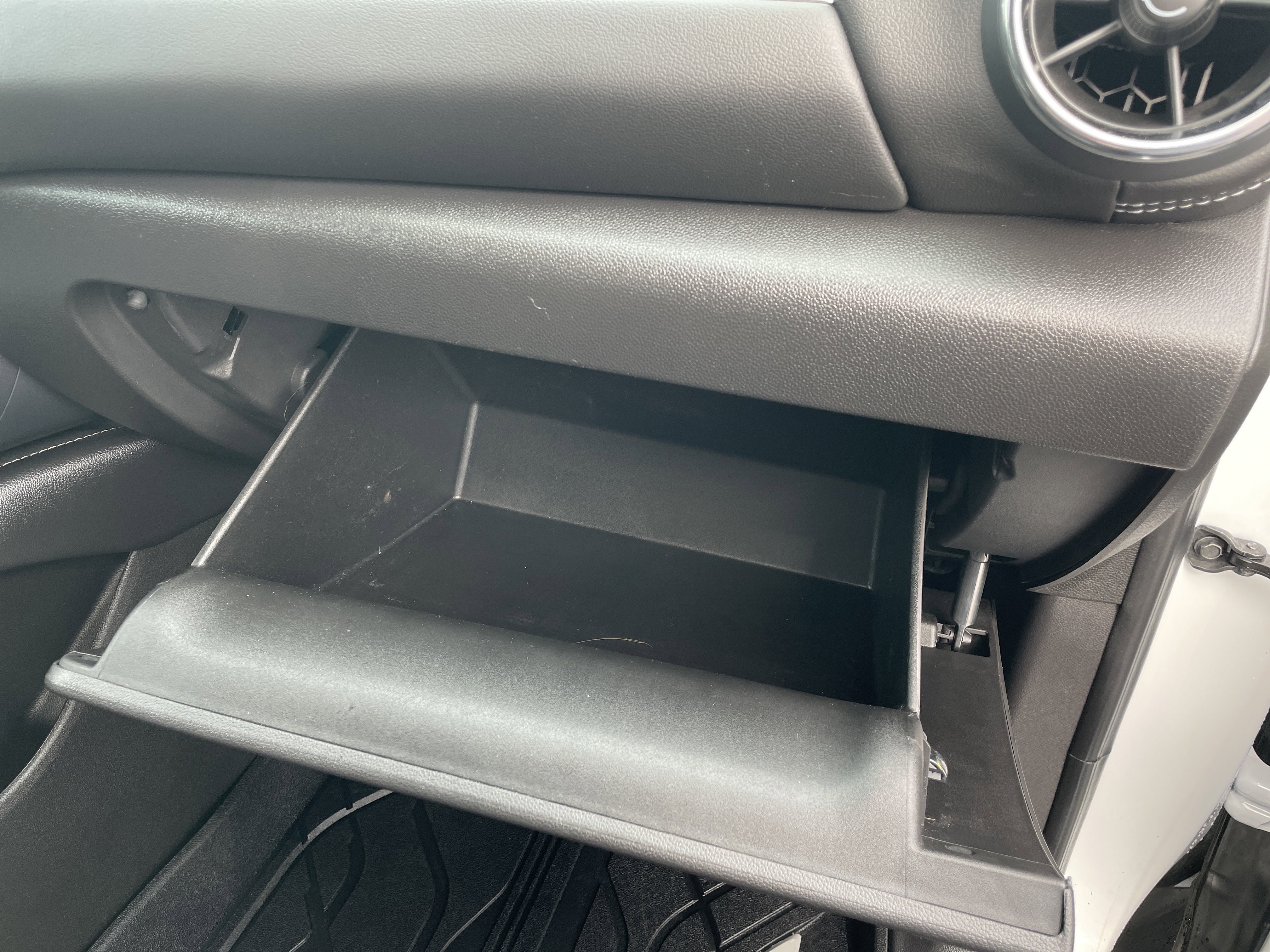 Certified 2024 Chevrolet Blazer LT w/ Midnight/Sport Edition image 34