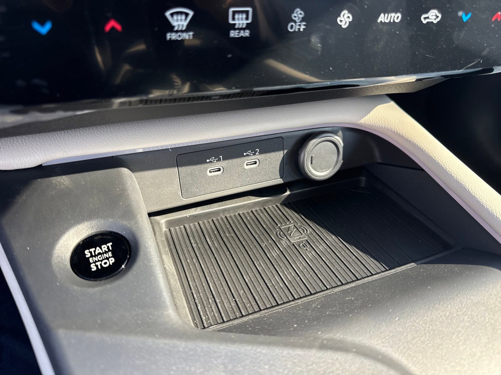 New 2026 Nissan Sentra SL w/ Floor Mat Package image 22