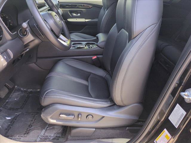 Used 2023 Honda Pilot Touring image 17