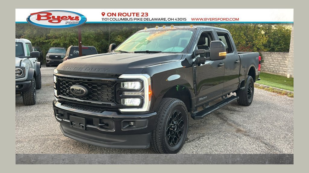 Used 2025 Ford F250 Lariat w/ Black Appearance Package