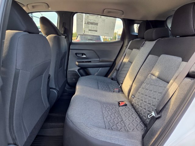 New 2027 Nissan Kicks SV FWD image 9
