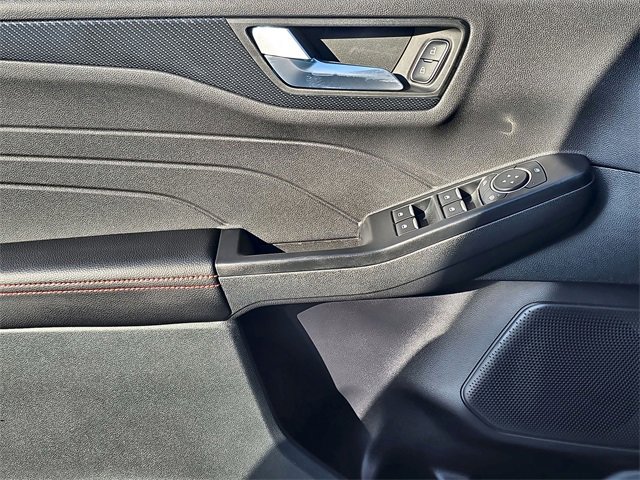 New 2025 Ford Escape ST-Line w/ Equipment Group 301A image 17