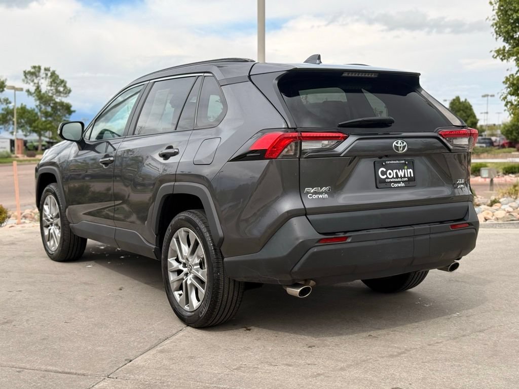 Used 2023 Toyota RAV4 XLE Premium AWD/4WD image 5
