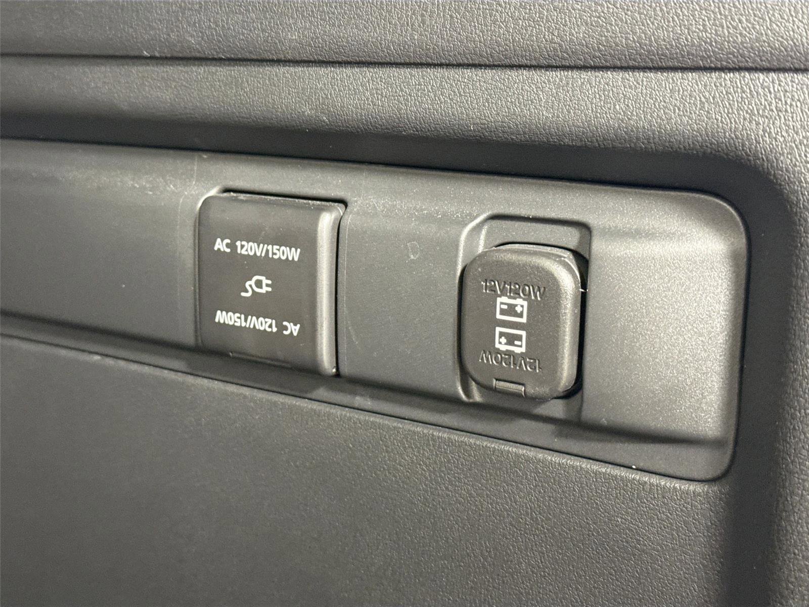 Certified 2025 MAZDA CX-70 Plug-In Hybrid w/ Premium Plus image 44