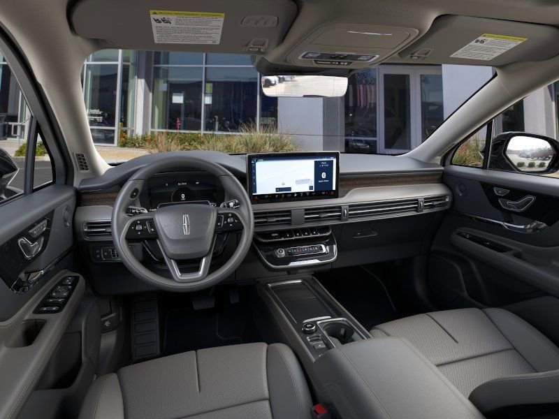 New 2024 Lincoln Corsair Grand Touring w/ Equipment Group 302A AWD/4WD image 9