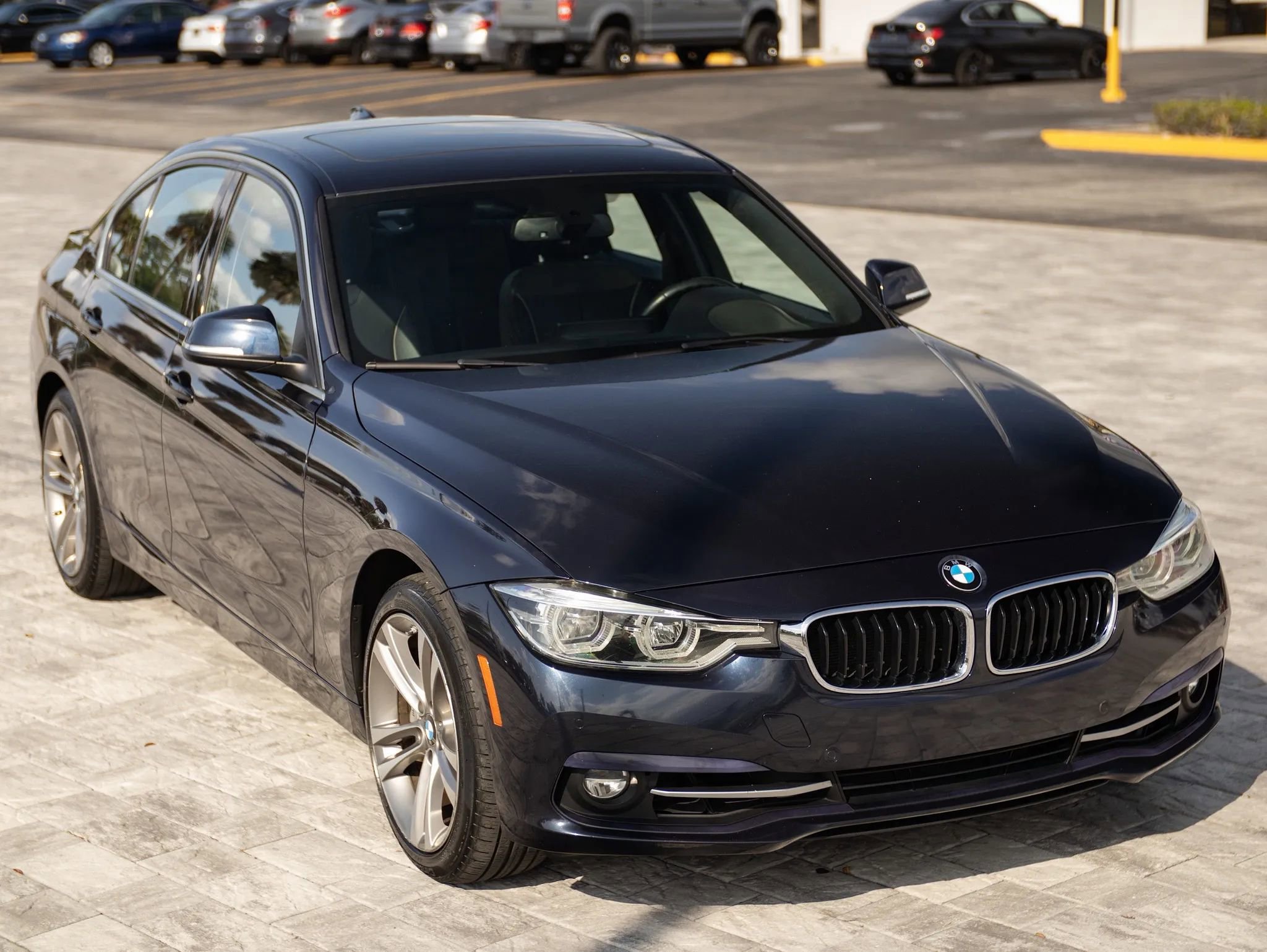 Used 2016 BMW 340i Sedan image 2