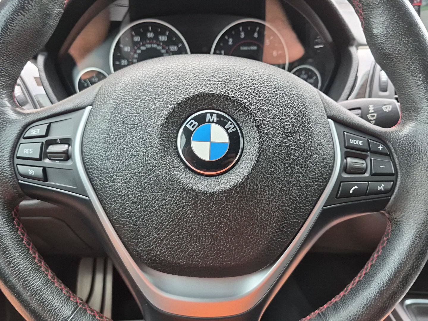 Used 2014 BMW 335i xDrive Sedan AWD/4WD image 14