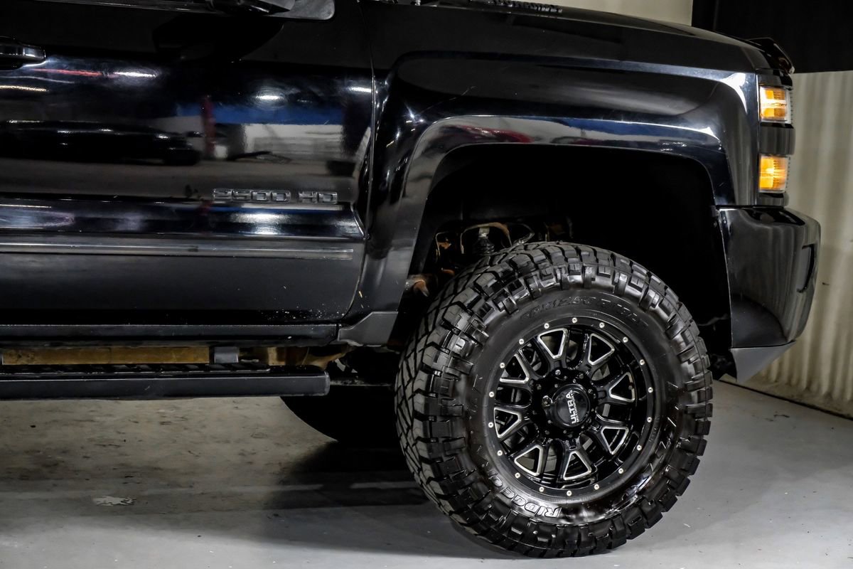 Used 2015 Chevrolet Silverado 2500 LTZ w/ Duramax Plus Package image 7