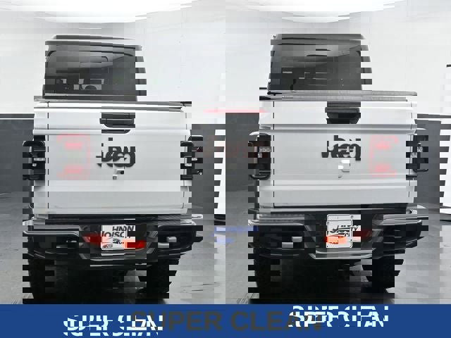 Used 2024 Jeep Gladiator Mojave w/ Technology Group image 10