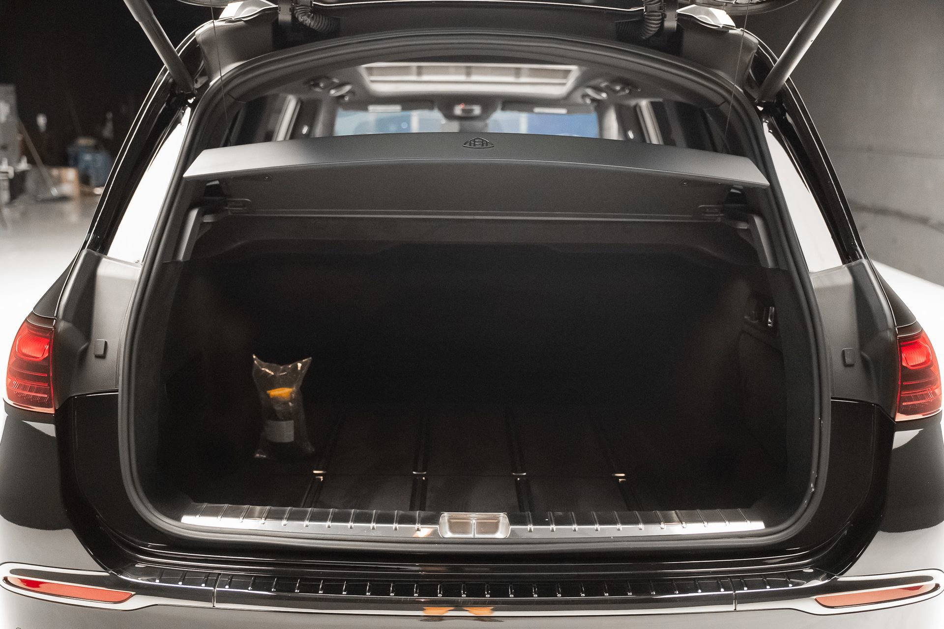 Used 2025 Mercedes-Benz Maybach GLS 600 4MATIC image 81