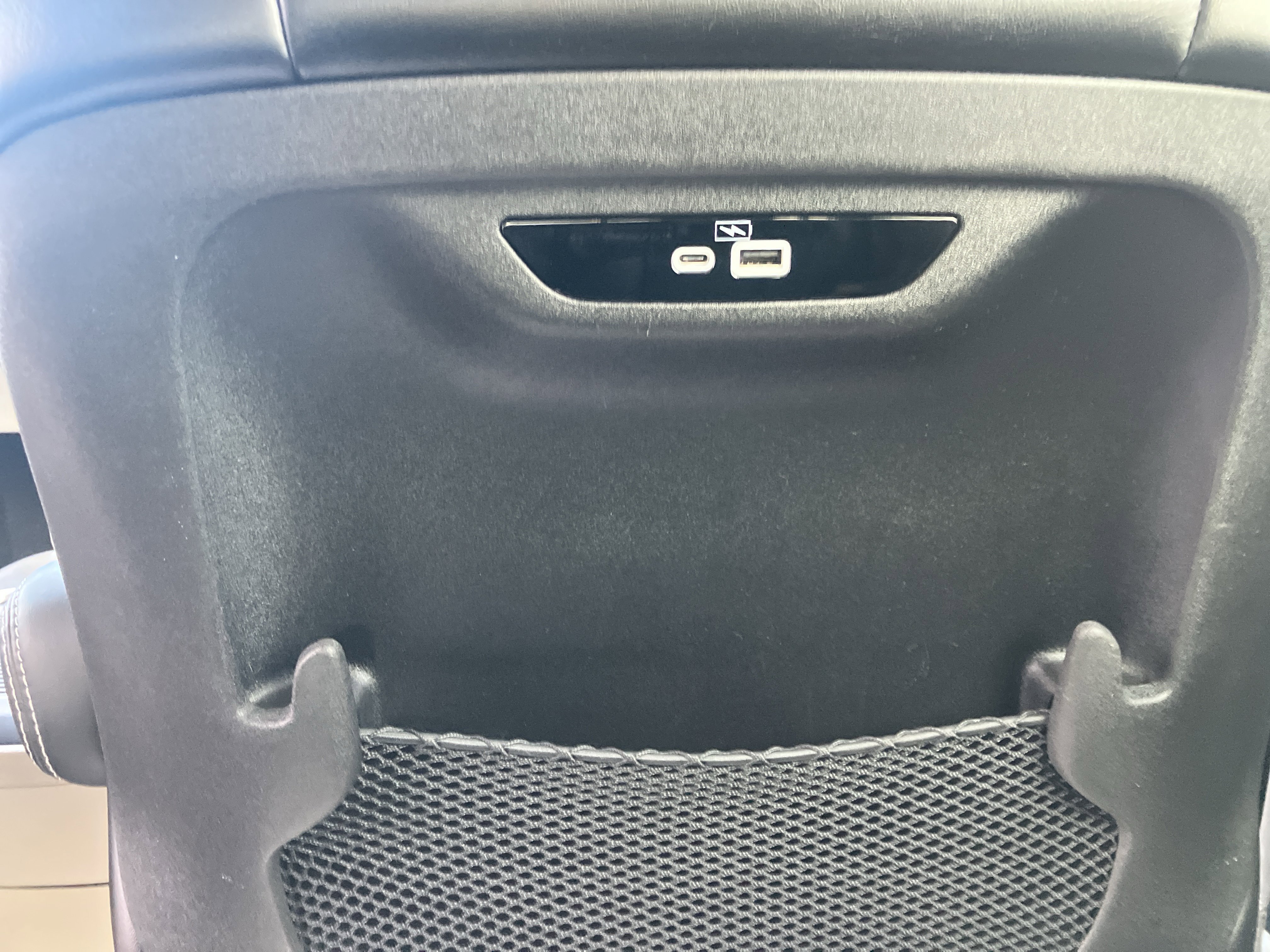 Used 2023 Chrysler Pacifica Touring-L image 19