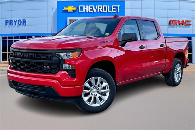 New 2026 Chevrolet Silverado 1500 Custom w/ LPO, Dark Essentials Package image 2