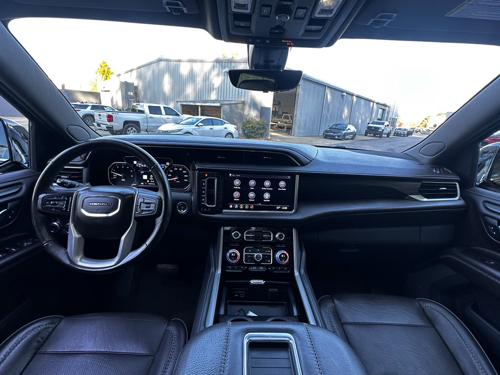 Used 2021 GMC Yukon Denali w/ Denali Ultimate Package image 13